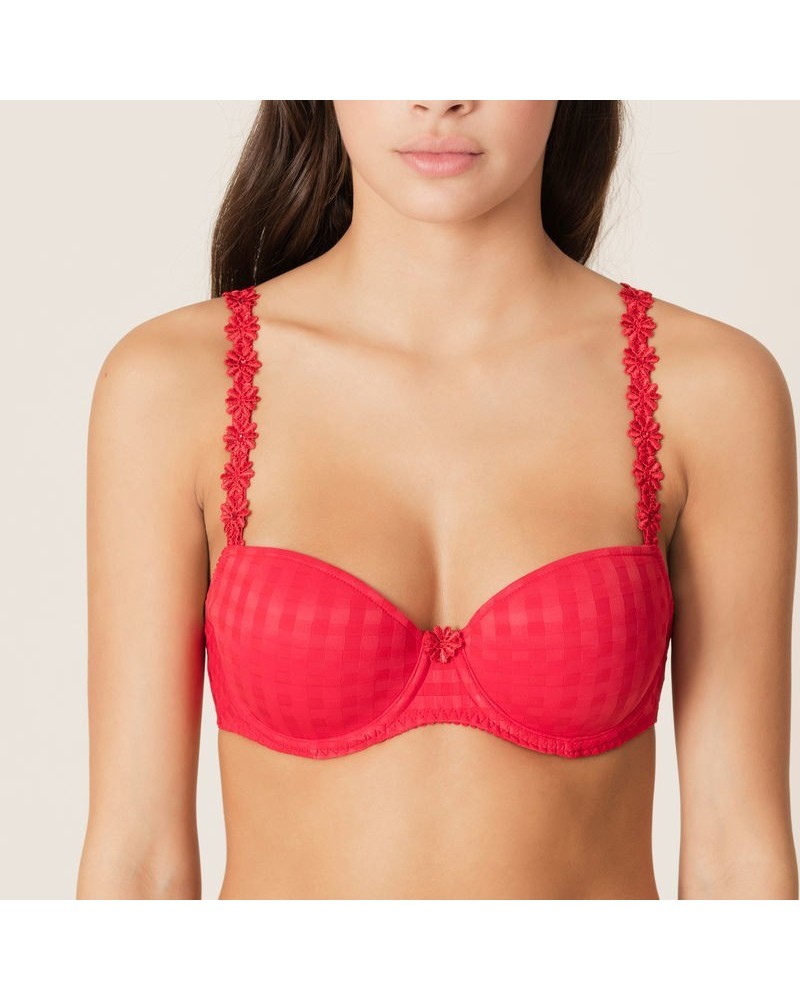 SAVE $100 - Marie Jo Avero T-Shirt Half Cup Bra Red 0100419 154.00 $CAD- Marie Jo Avero Thong Red 0600410 58.00 $CAD- Marie Jo Jane Push-up Bra Black 0101337 168.00 $CAD- Marie Jo Jane Luxury Thong Black 0601331 116.00 $CAD Marie Jo