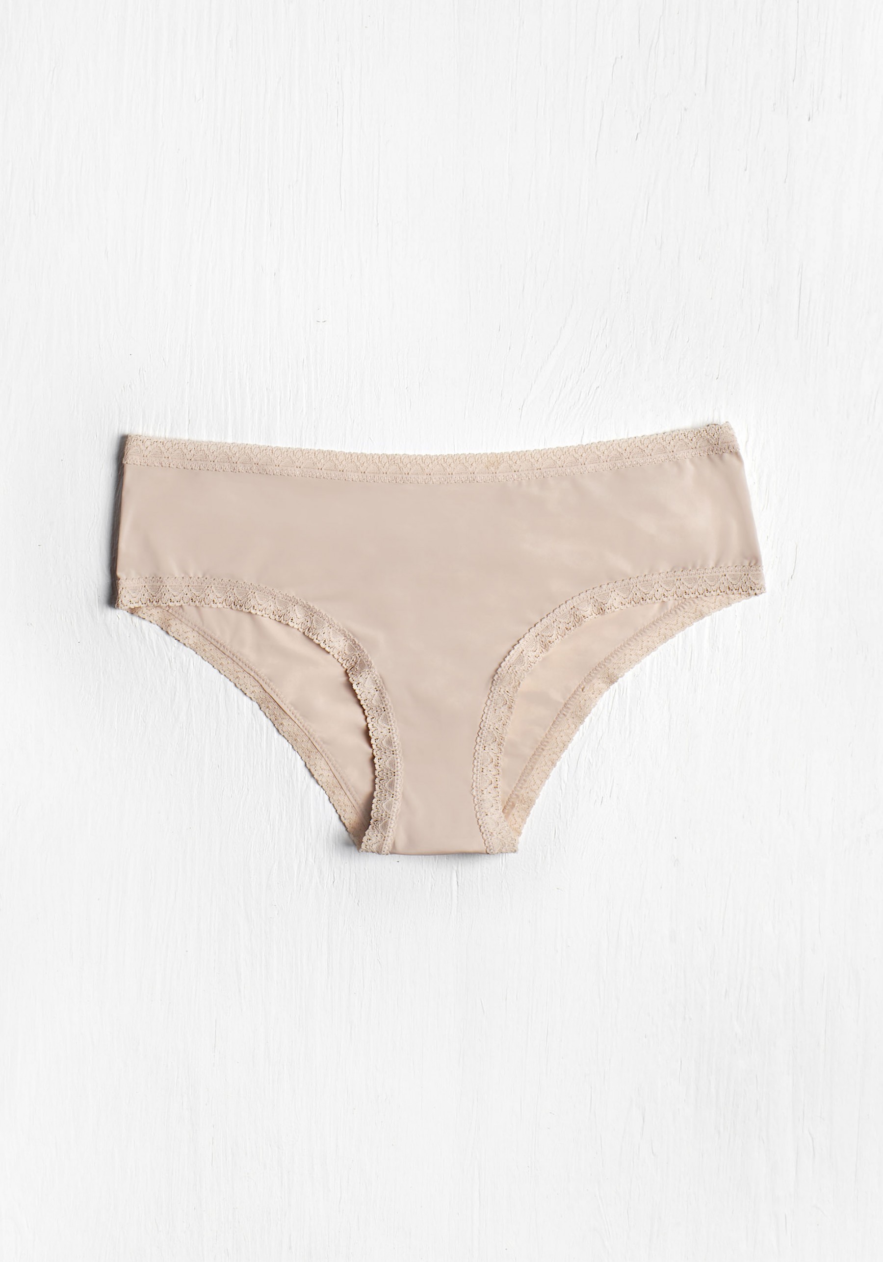 Simone Pérèle Comète Full Brief