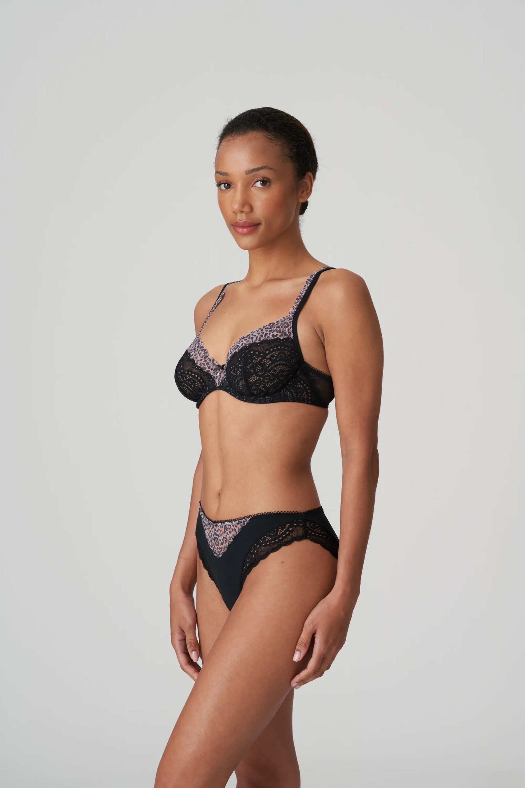 Marie Jo Coely Brief