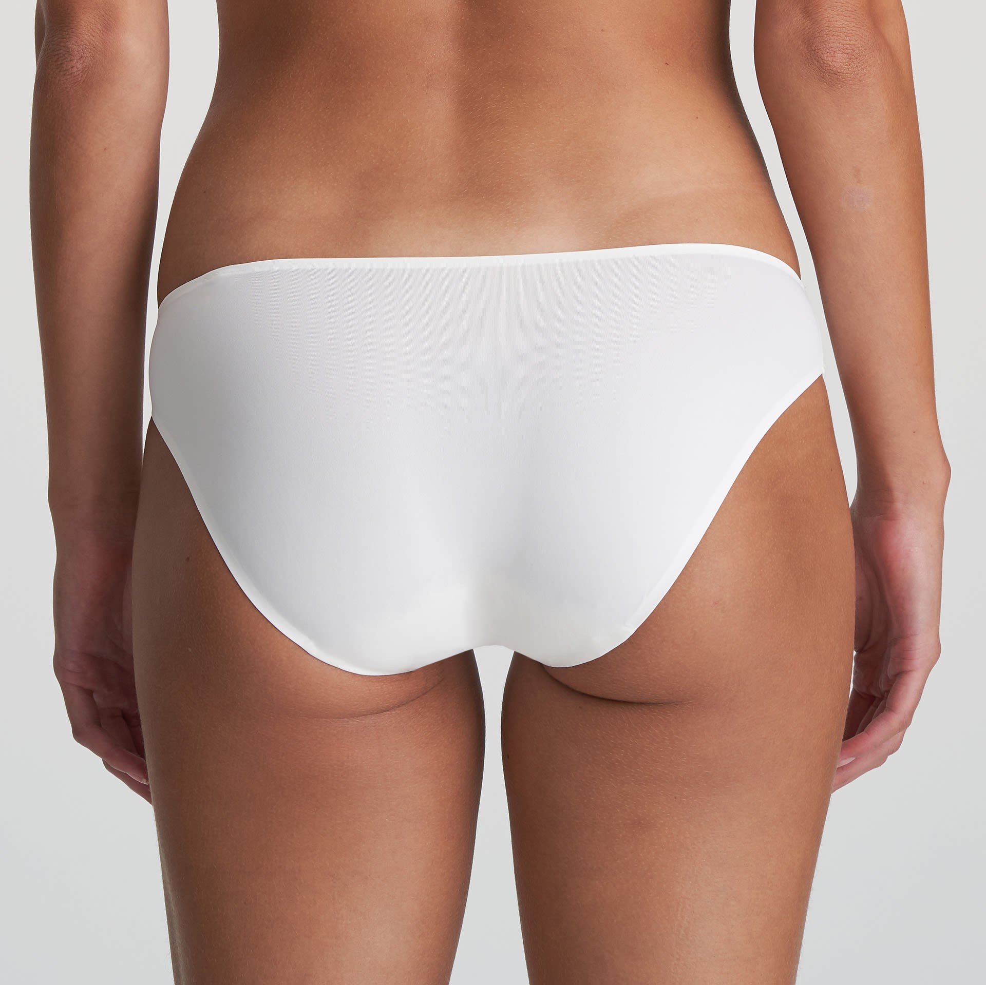 Marie Jo Tom Brief
