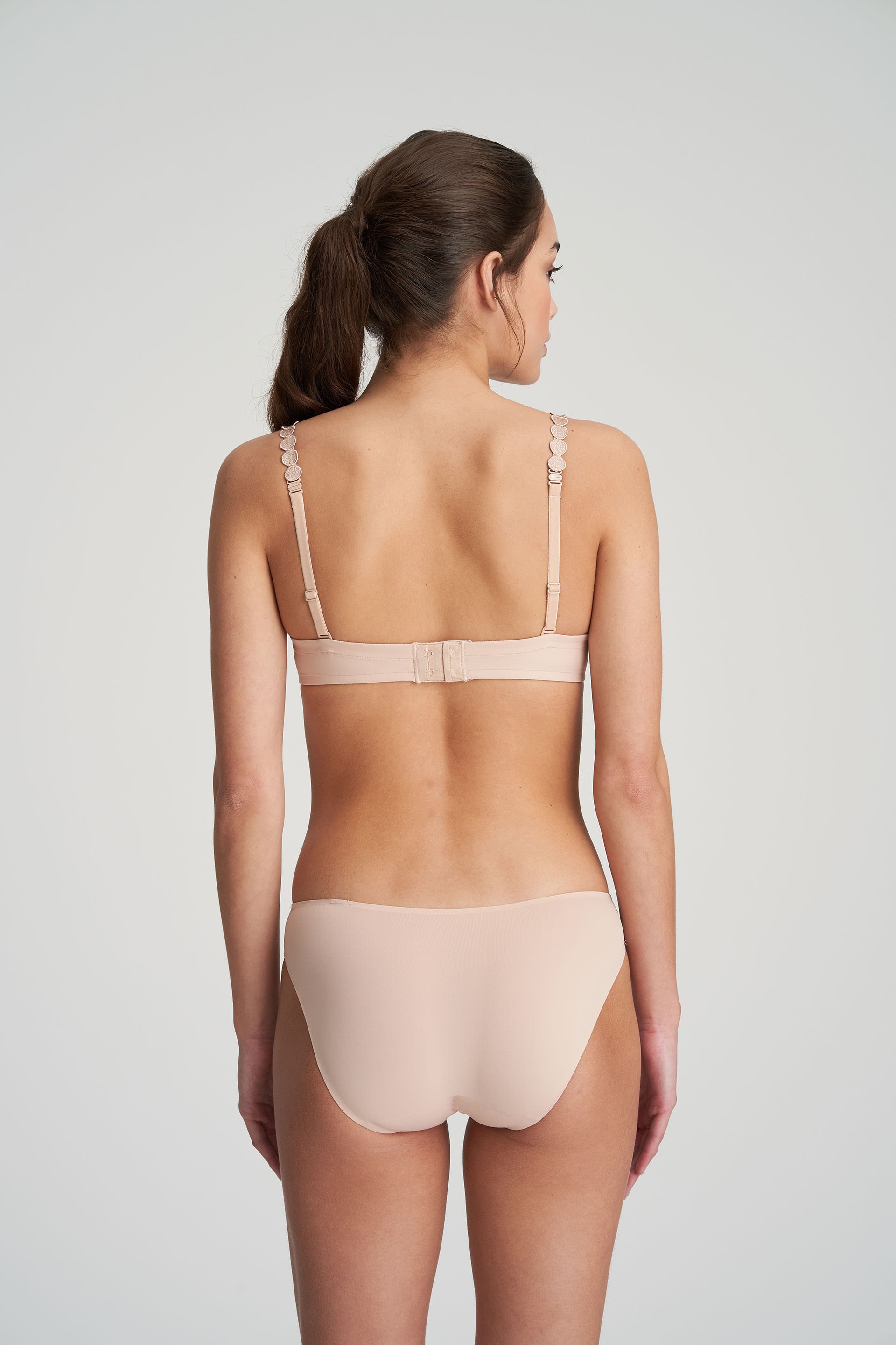 Marie Jo Tom Brief
