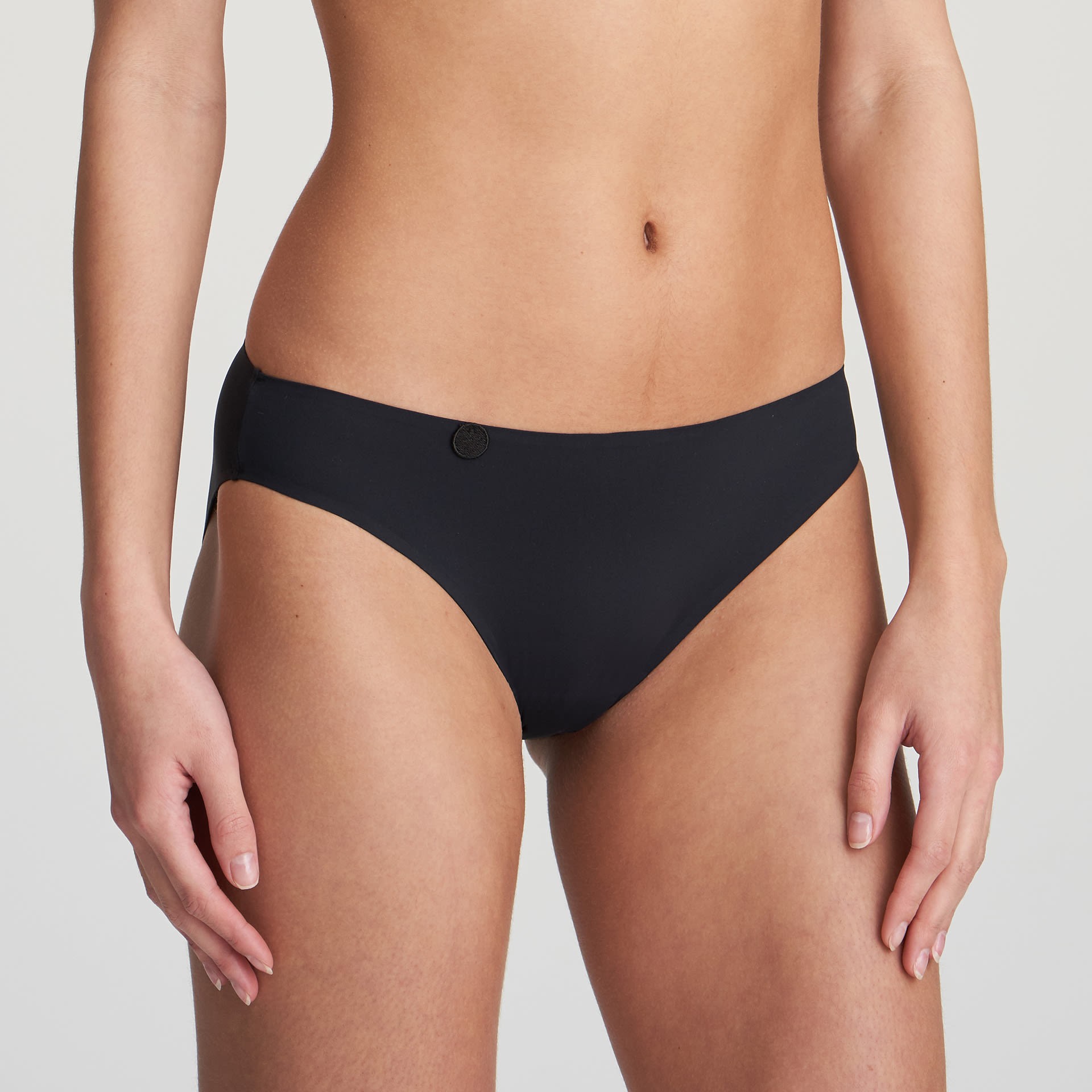 Marie Jo Tom Brief
