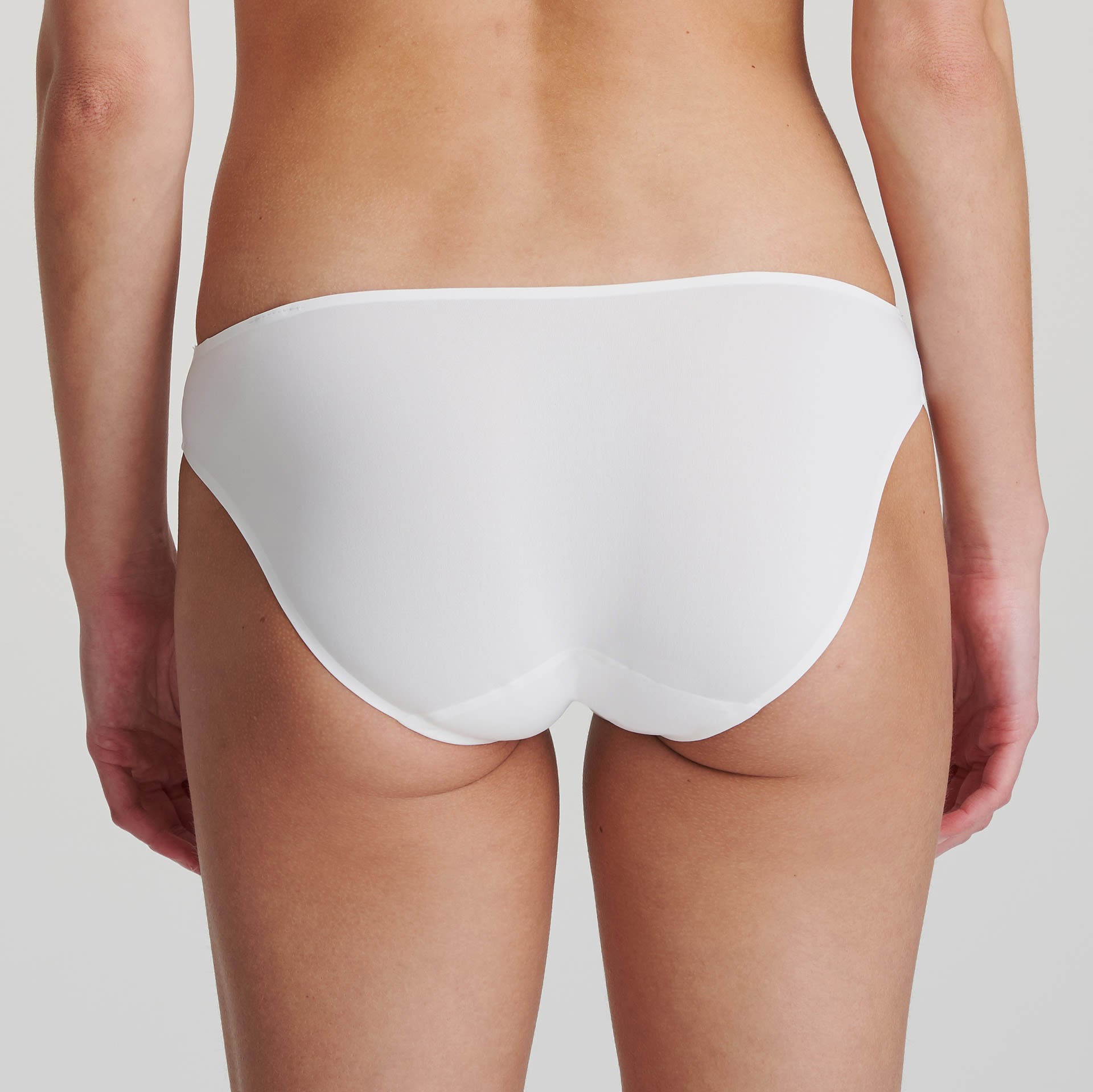 Marie Jo Tom Brief
