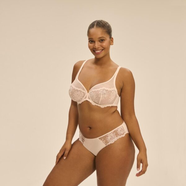 Simone Pérèle Intrigue Culotte