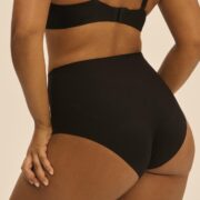 Simone Pérèle Story Control Brief