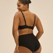 Simone Pérèle Story Control Brief