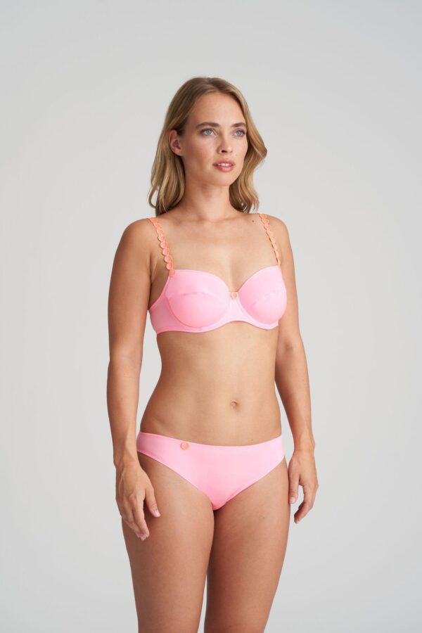Marie Jo Tom Brief