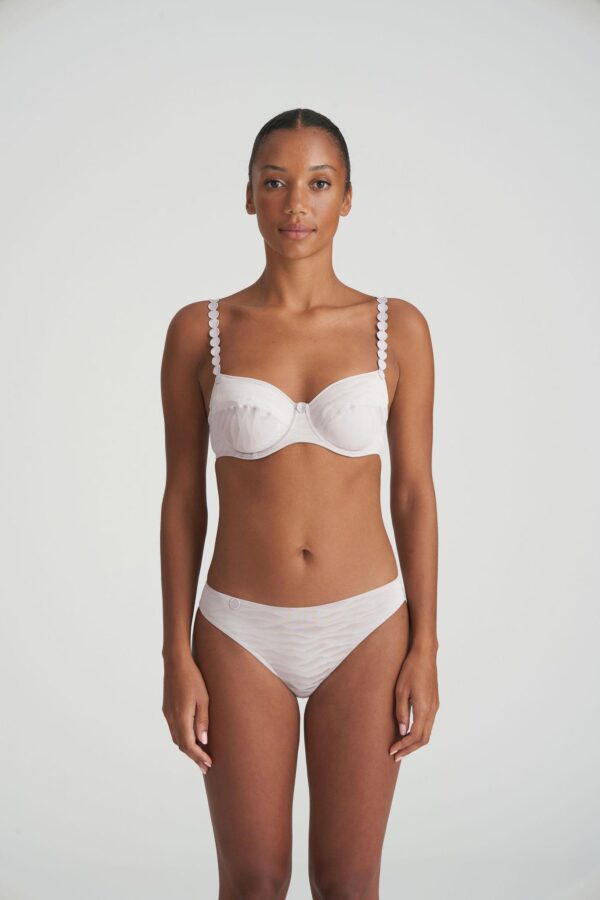 Marie Jo Tom Brief