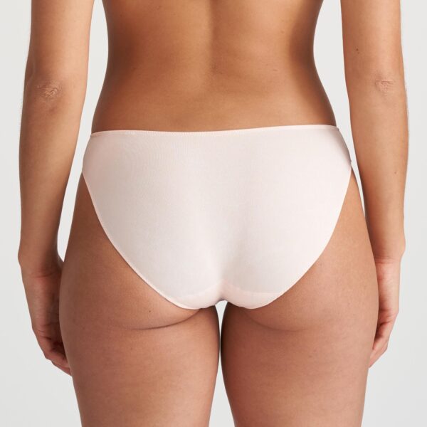 Marie Jo Tom Brief