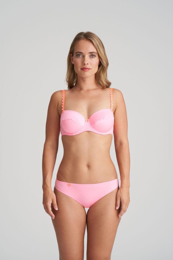Marie Jo Tom Brief