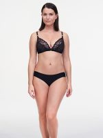 C12M80-011-FLEURS-WIREFREE_TRIANGLE-FT.jpg