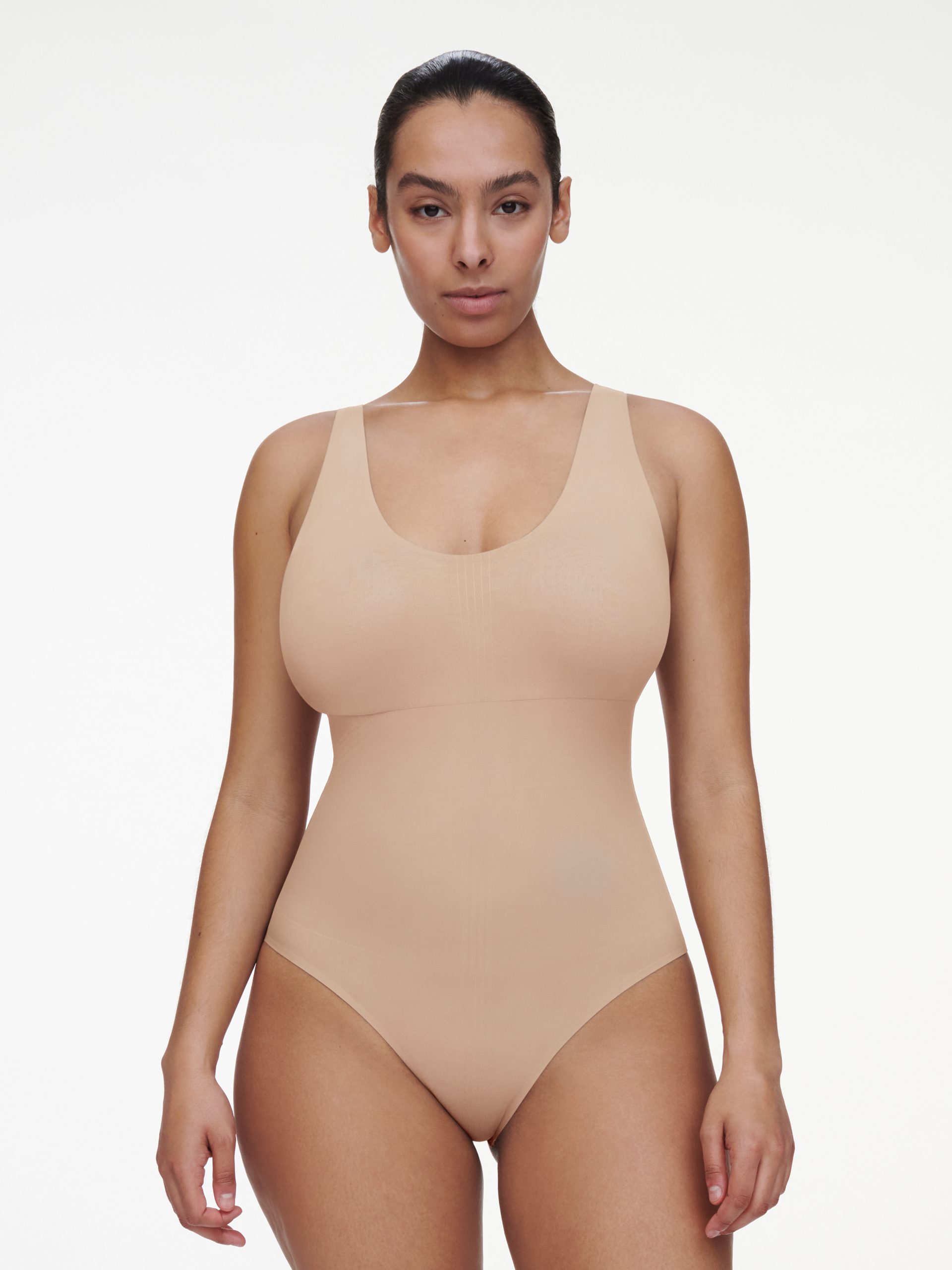 C10UT0-00Q_L_SMOOTHCOMFORT_ECOM_CROP_PRINT_OB_FT