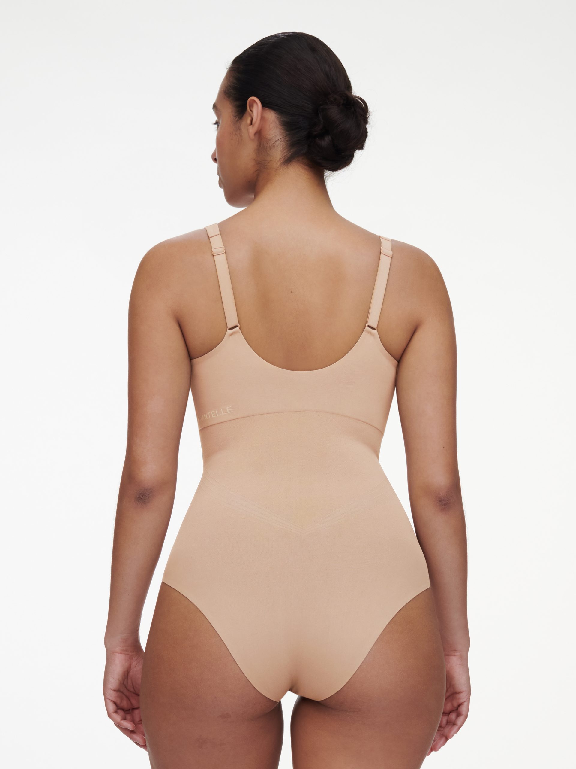 C10UT0-00Q_L_SMOOTHCOMFORT_ECOM_LOOK_PRINT_OB_BK