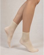 plain-short-lisle-socks-with-crinkle-trim